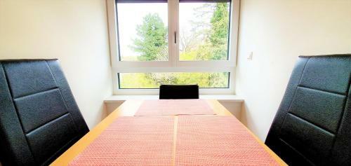 Apartamento Moderne , Helle Ferienwohnung Mit Balkon In M�nchen