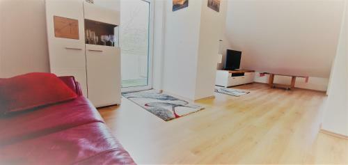 Apartamento Moderne , Helle Ferienwohnung Mit Balkon In M�nchen