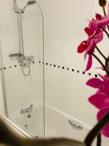Apartamento Waterside Townhouse With Balcony And Marina View