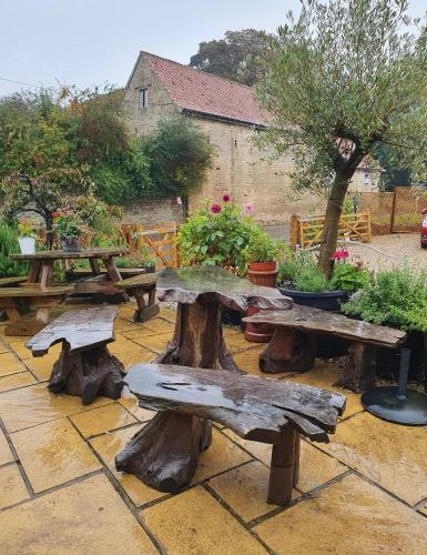 Hostal Cross Swords Inn, Skillington