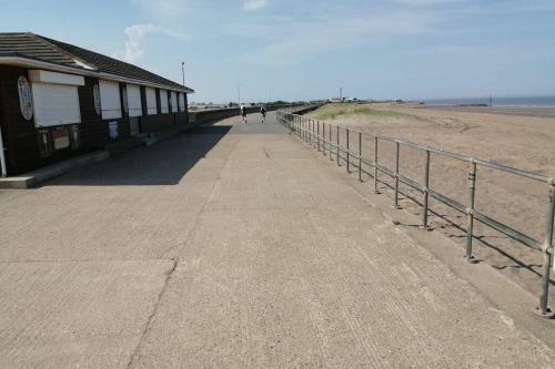 Apartamento 3 Bedroom Self-contained Caravan Next To Beach