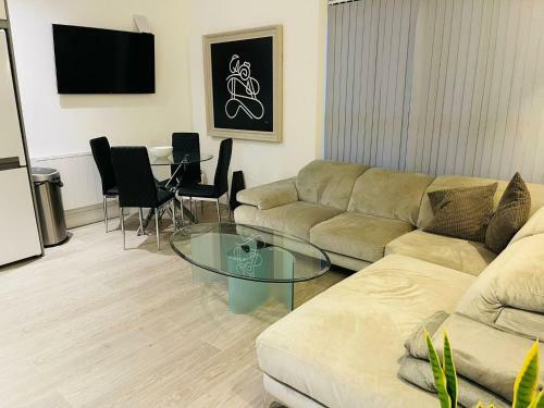 Apartamento Salt Hill Eton Windsor Heathrow 2 Bed 1 Bath Free Parking