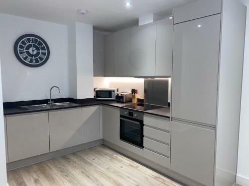 Roomotel - Streetsbrook Apartments