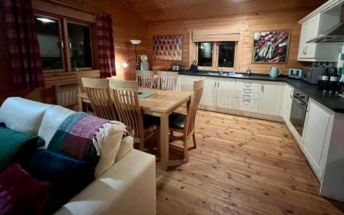 Tufty Lodge, Lake Pochard Lodge 9