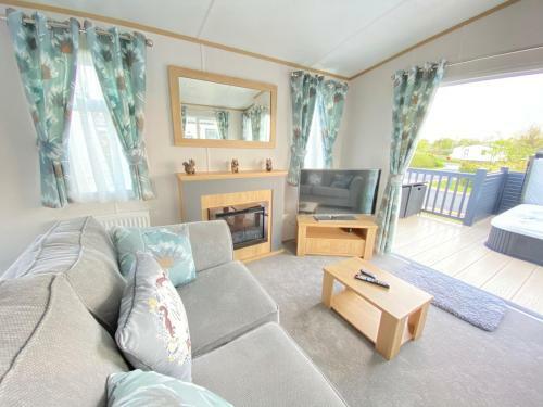 Squirrels Nest - Hot Tub - Pet Friendly