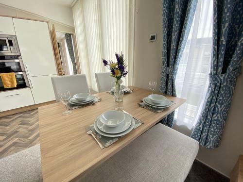 The Reeds Lodge - Pet Friendly