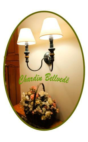 Apartamentos Chardins-chard�n Bellved�