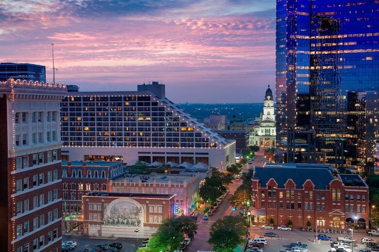The Worthington Renaissance Fort Worth Hotel