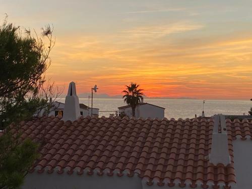 Villa Con Piscina Privada Y Gran Jard�n