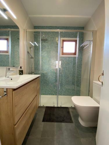Villa Con Piscina Privada Y Gran Jard�n