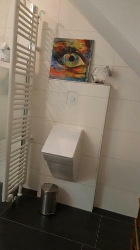 Apartamento 3,5 Zimmer Hochwertig Eingerichtete Dachgeschosswohnung