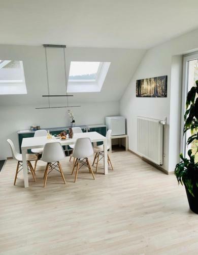 Apartamento Haus Am Hang; Ferienwohnung Fernblick