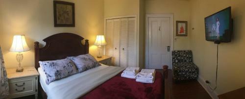 Toronto Garden Inn Bed & Breakfast