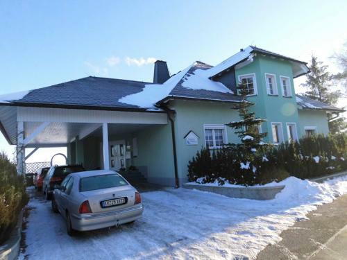 Apartamento Ferienwohnung Moosdorf