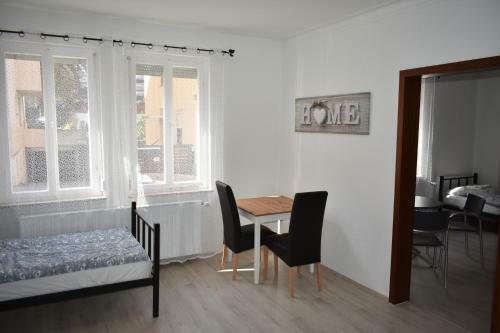 Apartamento 3 Zimmer Wohnung N�he Porsche Stuttgart
