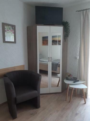 Hostal Kurpension Me�mer
