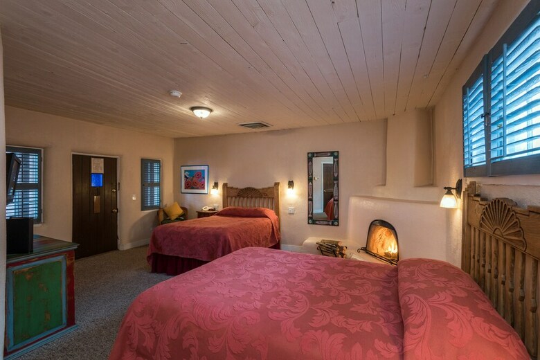 Posada The Historic Taos Inn