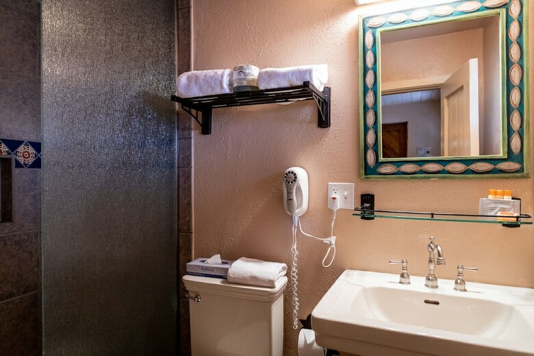 Posada The Historic Taos Inn