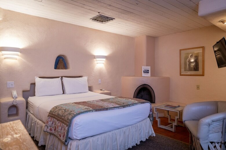 Posada The Historic Taos Inn