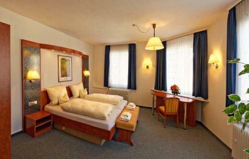 Hostal G�stehaus Zur Lilie