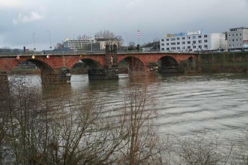 Apartamento Ferienwohnung R�merbr�cke