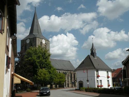 Bed & Breakfast Zum Hoambarg, Kitchen, Balcony, Bathroom