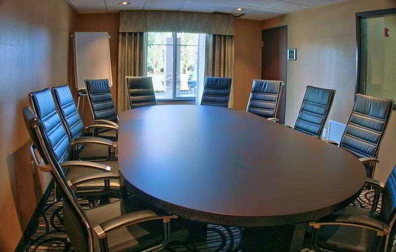 Hotel Best Western Plus Airport Inn & Suites