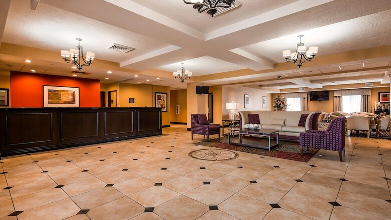 Hotel Best Western Plus Airport Inn & Suites