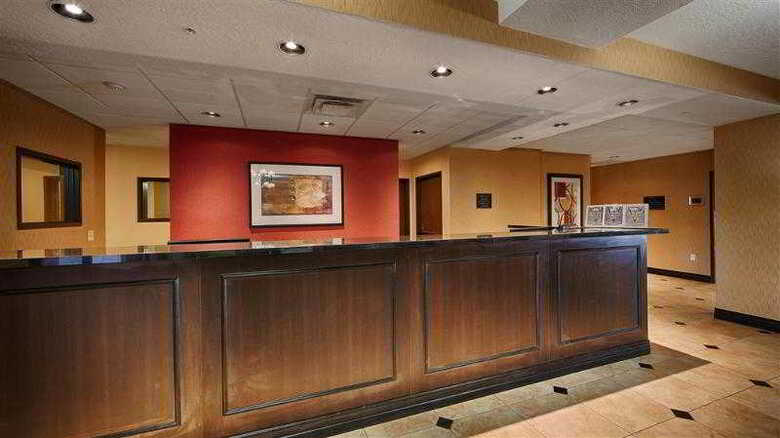Hotel Best Western Plus Airport Inn & Suites