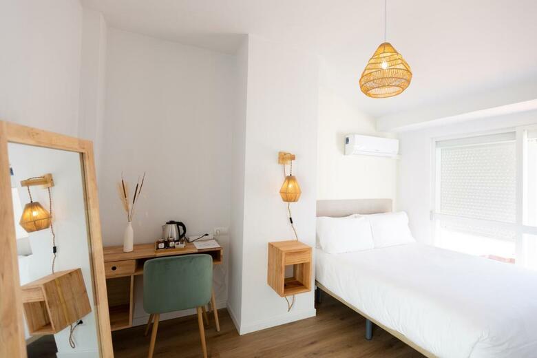Hostal La Malague�a By Croma