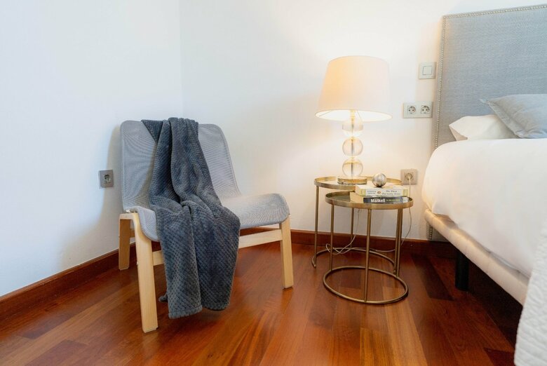 Apartamentos Azz Sevilla Torre De La Plata