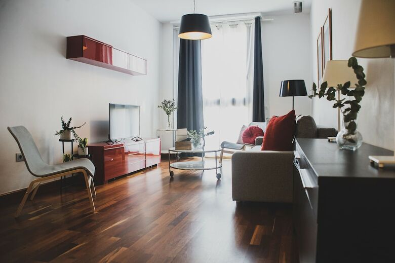 Apartamentos Azz Sevilla Torre De La Plata