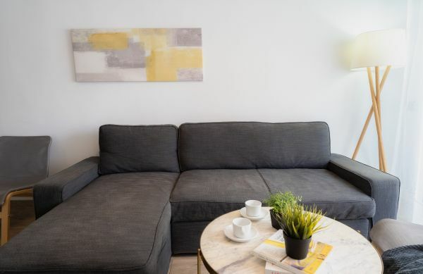 Apartamentos Azz Sevilla Torre De La Plata