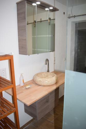 Apartamento Firmen-monteur Unterkunft Ferienwohnung Enzblick