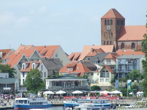 Apartamento Ferienwohnungen Am Seeufer 11