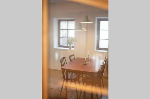 Apartamento Charmante, Ruhige Ferienwohnung Mit Balkon