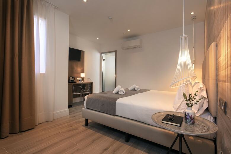 Hotel Oasis