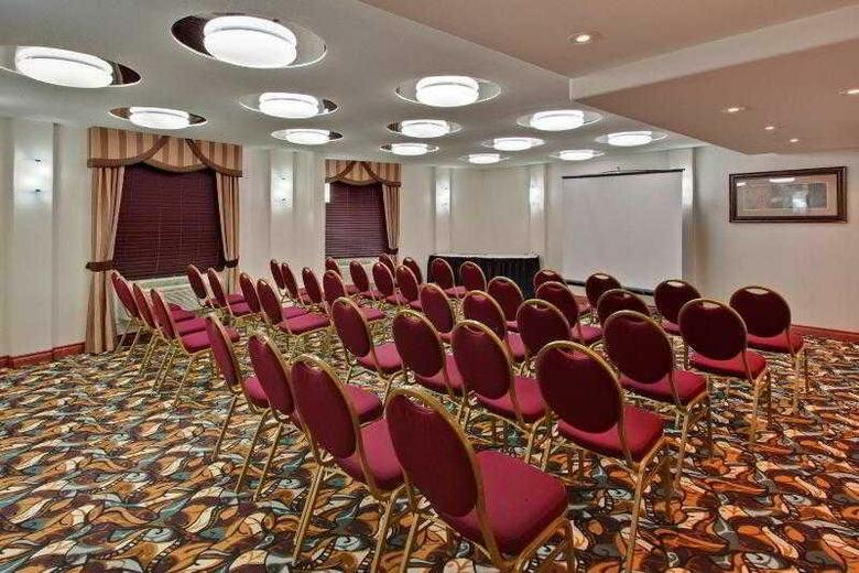 Hotel Holiday Inn Calgary Airport