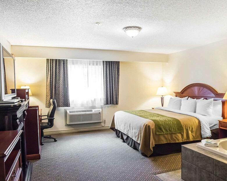 Hotel Comfort Inn & Suites Thousand Islands Harbour District