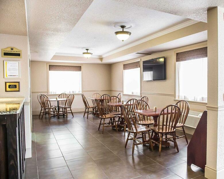 Hotel Comfort Inn & Suites Thousand Islands Harbour District