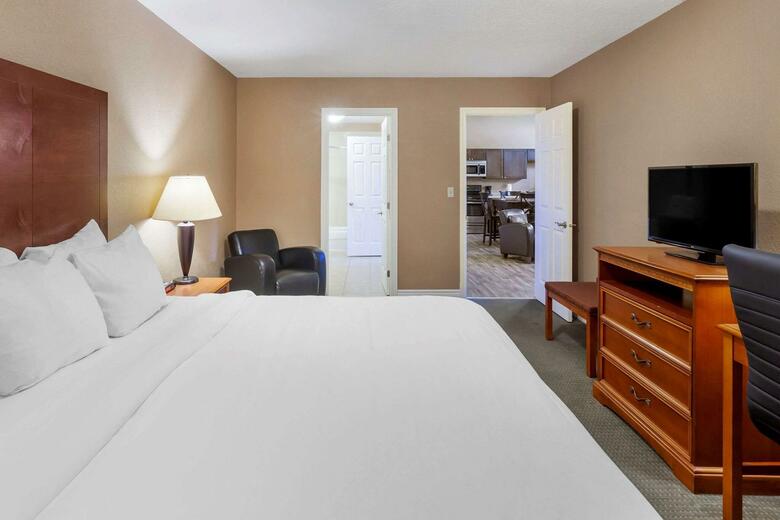Hotel Comfort Inn & Suites Thousand Islands Harbour District