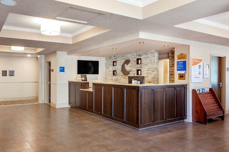 Hotel Comfort Inn & Suites Thousand Islands Harbour District