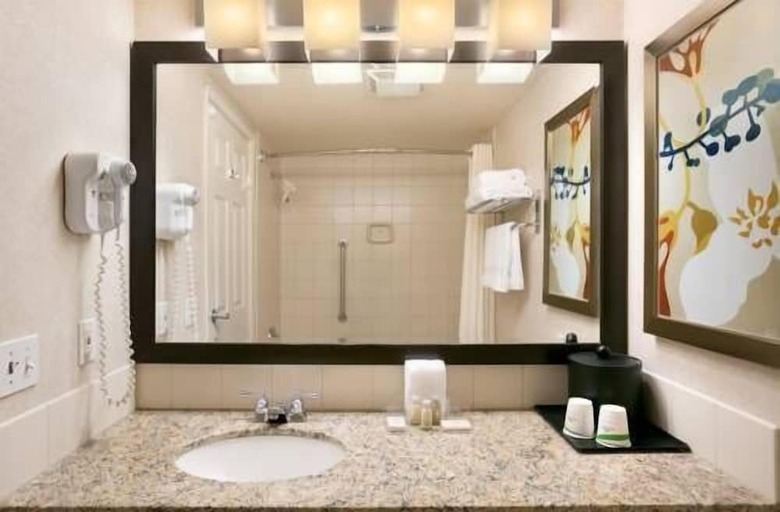 Hotel Wingate By Wyndham Calgary