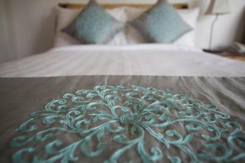 Hotel Away Villa Salt Phnom Penh