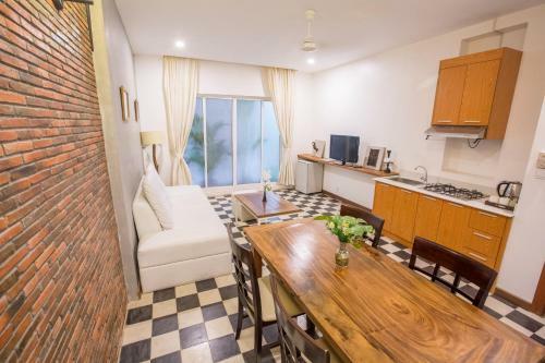 Hotel Away Villa Salt Phnom Penh