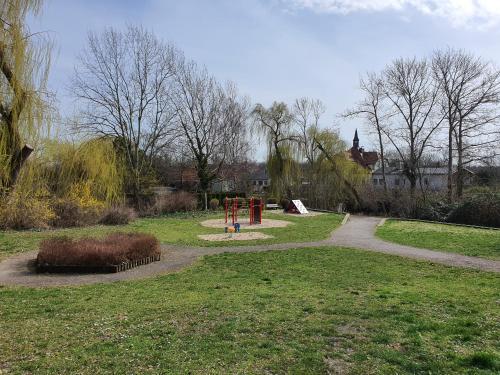 Apartamento Gem�tliche Gro�e Dachwohnung Mit Terrasse