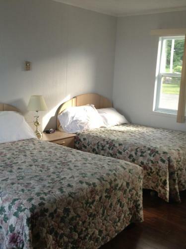 Hotel H�tel Motel Du Rocher