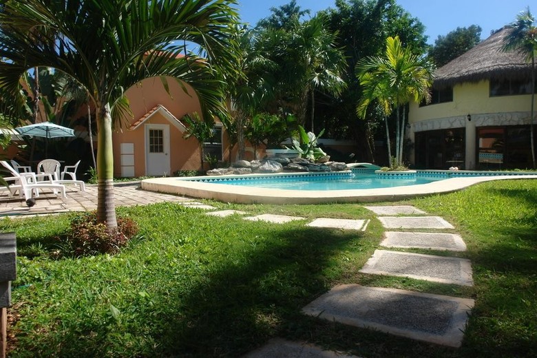 Hostal Residencia Los Encantos