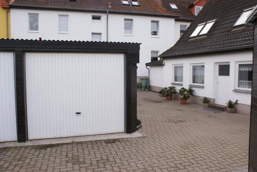 Thie� Mit Terrasse & Parkplatz - Abc202