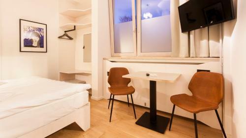 Aparthotel Room For Rent